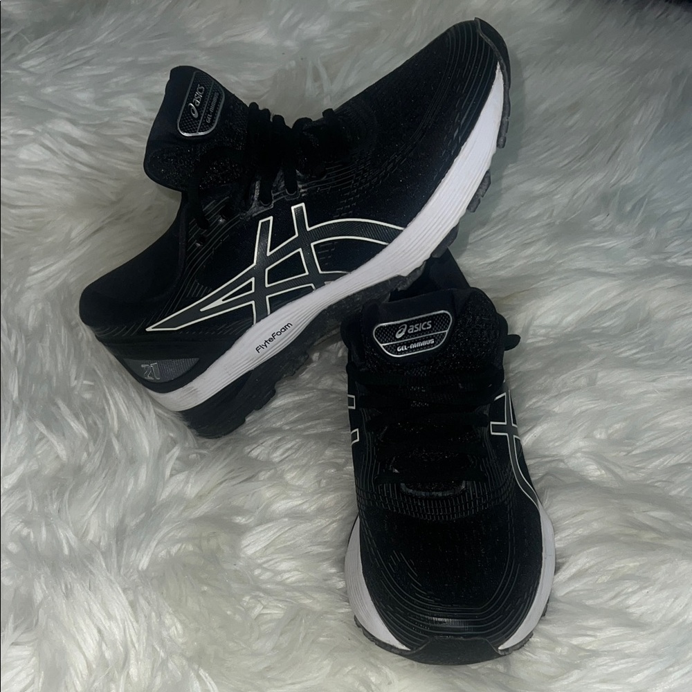 ASICS Sneakers